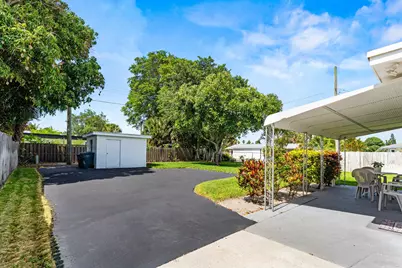 245 Greenbriar Drive, Lake Park, FL 33403 - Photo 27