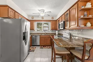 245 Greenbriar Dr, Lake Park, FL 33403 - Photo 9