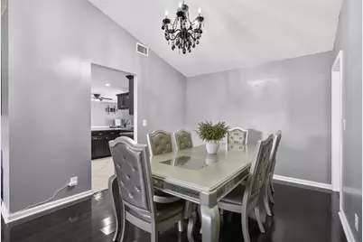 106 Segovia Court, Royal Palm Beach, FL 33411 - Photo 9