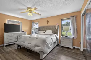 106 Segovia Ct, Royal Palm Beach, FL 33411 - Photo 69