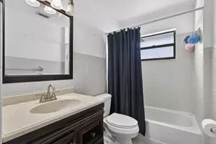 106 Segovia Ct, Royal Palm Beach, FL 33411 - Photo 35