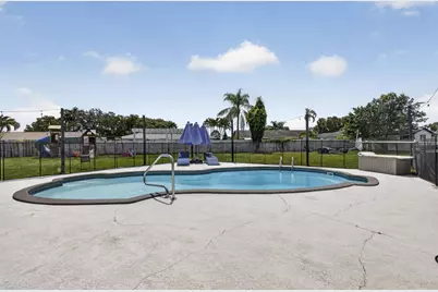 106 Segovia Court, Royal Palm Beach, FL 33411 - Photo 59