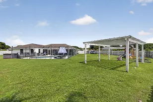 106 Segovia Ct, Royal Palm Beach, FL 33411 - Photo 41