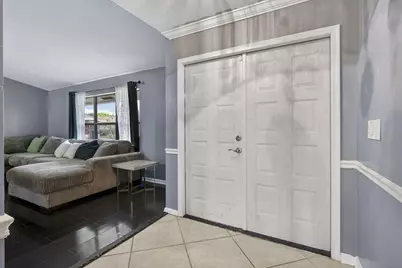 106 Segovia Court, Royal Palm Beach, FL 33411 - Photo 5