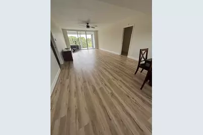 555 Oaks Lane #309, Pompano Beach, FL 33069 - Photo 5