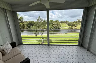 555 Oaks Ln, Pompano Beach, FL 33069 - Photo 19