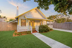 1021 S N St, Lake Worth Beach, FL 33460 - Photo 3