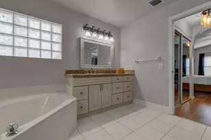 22925 Sterling Lakes Dr, Boca Raton, FL 33433 - Photo 23