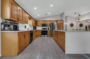 22925 Sterling Lakes Dr, Boca Raton, FL 33433 - Photo 15