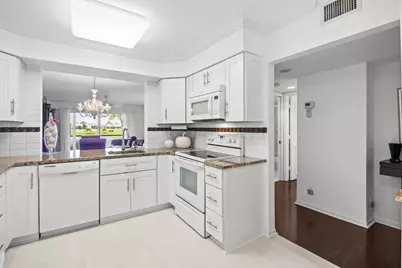 7146 Huntington Lane #105, Delray Beach, FL 33446 - Photo 11