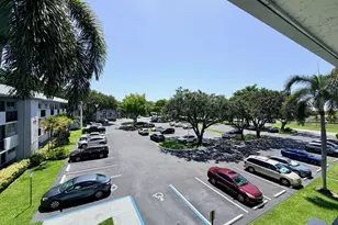 8405 NW 61st St, Tamarac, FL 33321 - Photo 15
