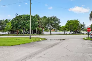 3240 Lake Osborne Dr, Lake Worth Beach, FL 33461 - Photo 37