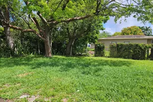 275 NW 187th St, Miami Gardens, FL 33169 - Photo 7