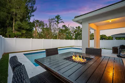 18452 Glenstone Street, Jupiter, FL 33458 - Photo 7