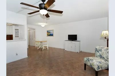 317 Northampton P, West Palm Beach, FL 33417 - Photo 9