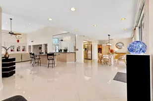 6201 Royal Poinciana Ln, Tamarac, FL 33319 - Photo 13