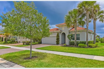 8653 SW Carrara Way, Port Saint Lucie, FL 34987 - Photo 5