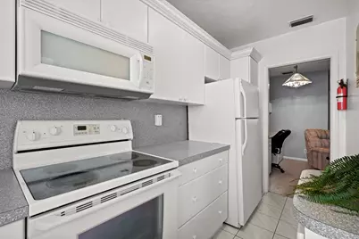 2100 NE 38th Street #243, Lighthouse Point, FL 33064 - Photo 15