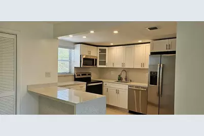 9170 Fontainebleau Boulevard #301, Miami, FL 33172 - Photo 1