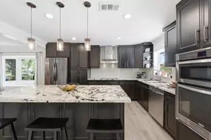 1929 NW 90th Ln, Coral Springs, FL 33071 - Photo 13