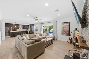 1929 NW 90th Ln, Coral Springs, FL 33071 - Photo 11