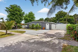 3420 NW 5th Ct, Lauderhill, FL 33311 - Photo 3