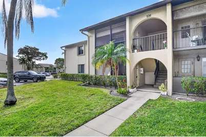 536 Shady Pine Way #A2, Greenacres, FL 33415 - Photo 3