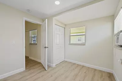 627 Bunker Road, West Palm Beach, FL 33405 - Photo 13
