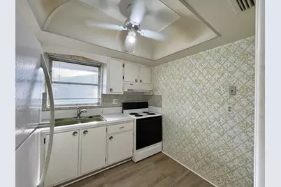 2805 Crosley Drive E #G, West Palm Beach, FL 33415 - Photo 3