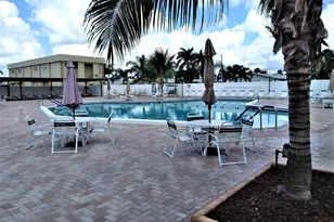 2805 Crosley Dr E, West Palm Beach, FL 33415 - Photo 33