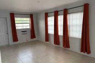 1017 SE 3rd St, Deerfield Beach, FL 33441 - Photo 9