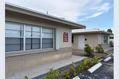 1017 SE 3rd Street #4, Deerfield Beach, FL 33441 - Photo 3