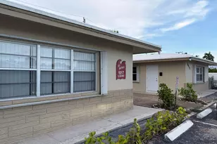 1017 SE 3rd St, Deerfield Beach, FL 33441 - Photo 3