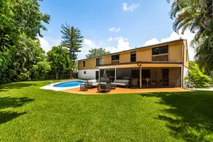 342 Fairway W, Tequesta, FL 33469 - Photo 1