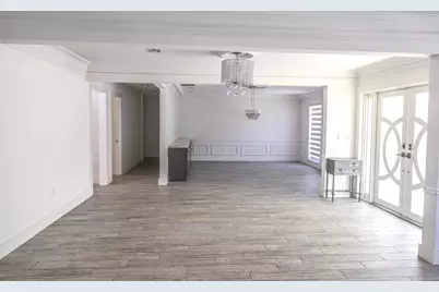 9010 S Lake Dasha Drive, Plantation, FL 33324 - Photo 3