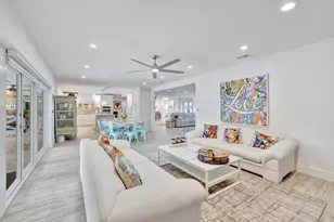9010 S Lake Dasha Dr, Plantation, FL 33324 - Photo 35