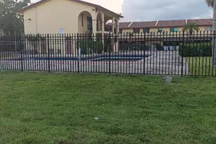 2768 NW 47th Ln, Lauderdale Lakes, FL 33313 - Photo 5