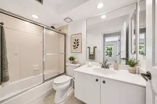 17212 Balboa Point Way, Boca Raton, FL 33487 - Photo 15