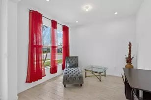 10744 SW Estella Ln, Port Saint Lucie, FL 34987 - Photo 15
