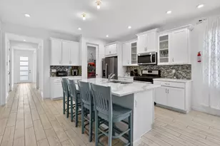 10744 SW Estella Ln, Port Saint Lucie, FL 34987 - Photo 5