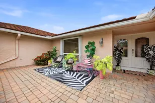 375 NW 53rd St, Boca Raton, FL 33487 - Photo 3