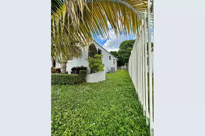 4315 NW 11th NW, Miami, FL 33127 - Photo 5