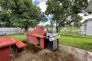 4315 NW 11th NW, Miami, FL 33127 - Photo 17