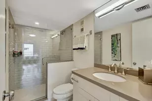 5550 N Ocean Dr, Singer Island, FL 33404 - Photo 31