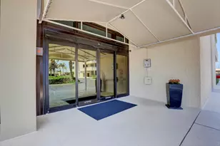 5550 N Ocean Dr, Singer Island, FL 33404 - Photo 21