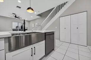 835 NE 17th Way, Fort Lauderdale, FL 33304 - Photo 5