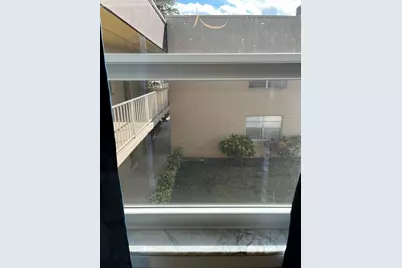 812 Burgundy, Delray Beach, FL 33484 - Photo 9