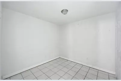 272 NE 42nd Court, Deerfield Beach, FL 33064 - Photo 13