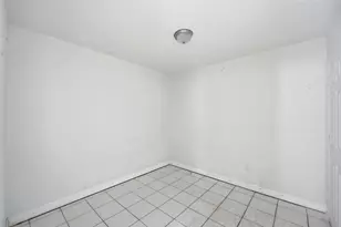 272 NE 42nd Ct, Deerfield Beach, FL 33064 - Photo 13