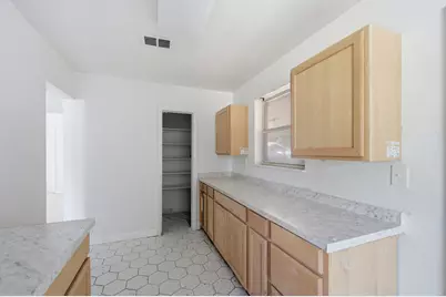 272 NE 42nd Court, Deerfield Beach, FL 33064 - Photo 7